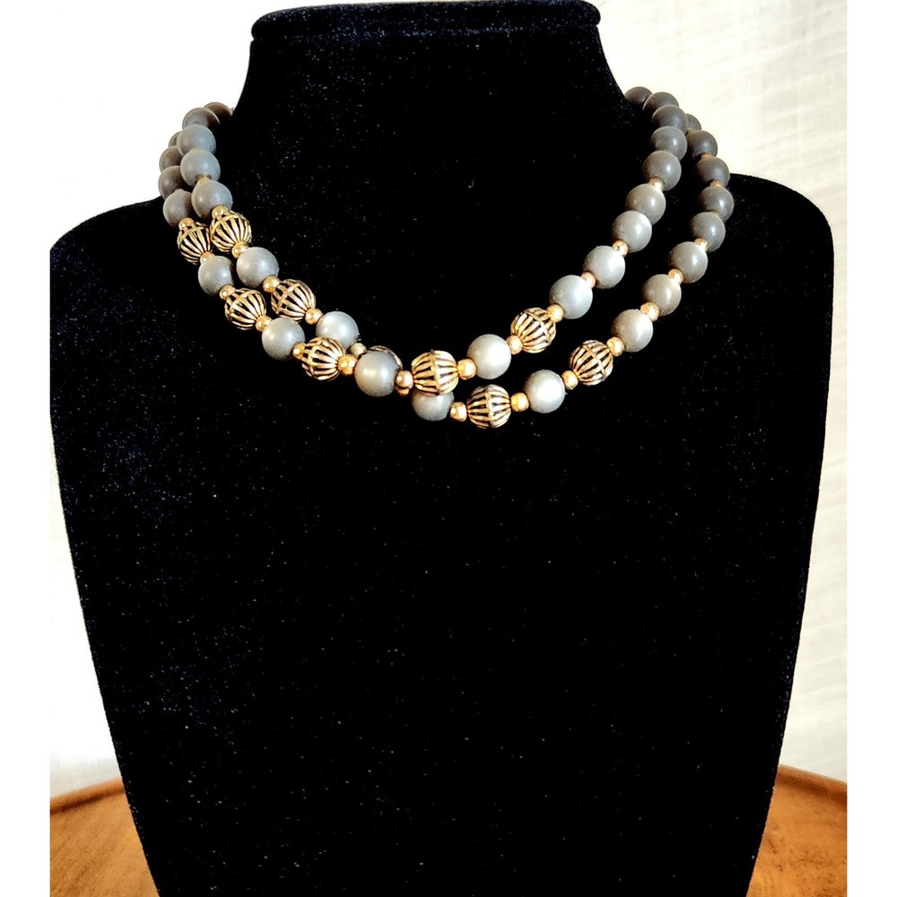 Vintage Double Strand Choker Necklace Gray and Gold Tone ribbed bead adjustable
